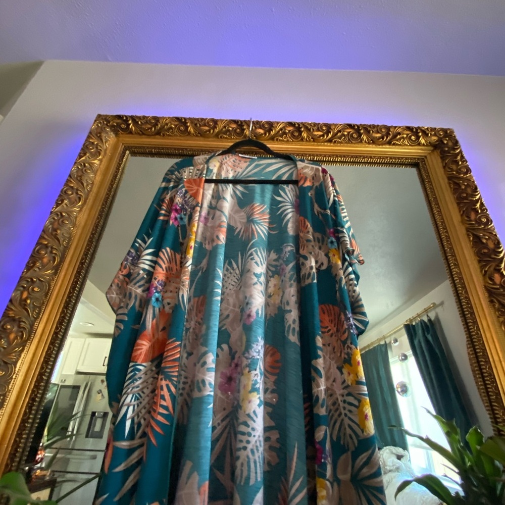 Fashion Nova Tropical Floral Print Kimono